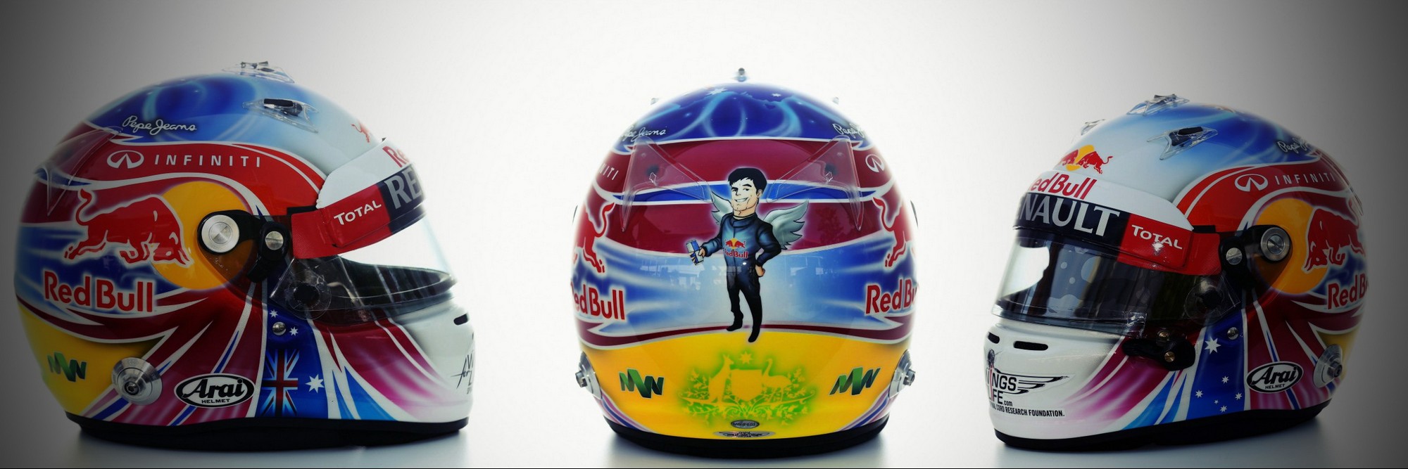 Шлем Марка Уэббера на Гран-При Сингапура 2012 | 2012 Singapore Grand Prix helmet of Mark Webber