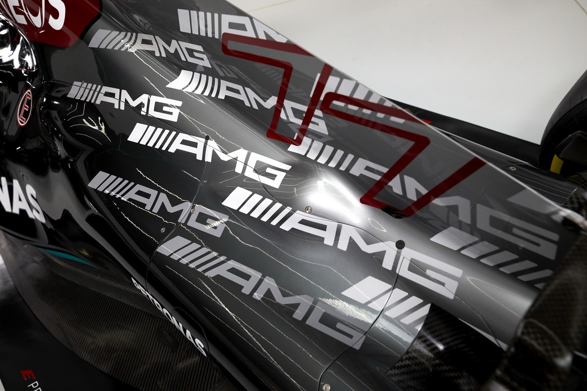 Mercedes-AMG F1 W12 E Performance