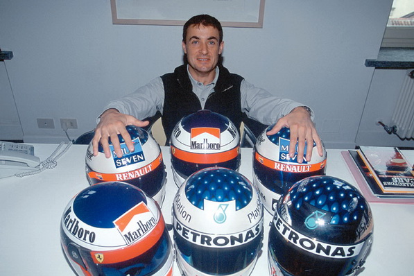 Жан Алези и его шлемы, 2000 год | Jean Alesi and his Formula 1 helmets, 2000
